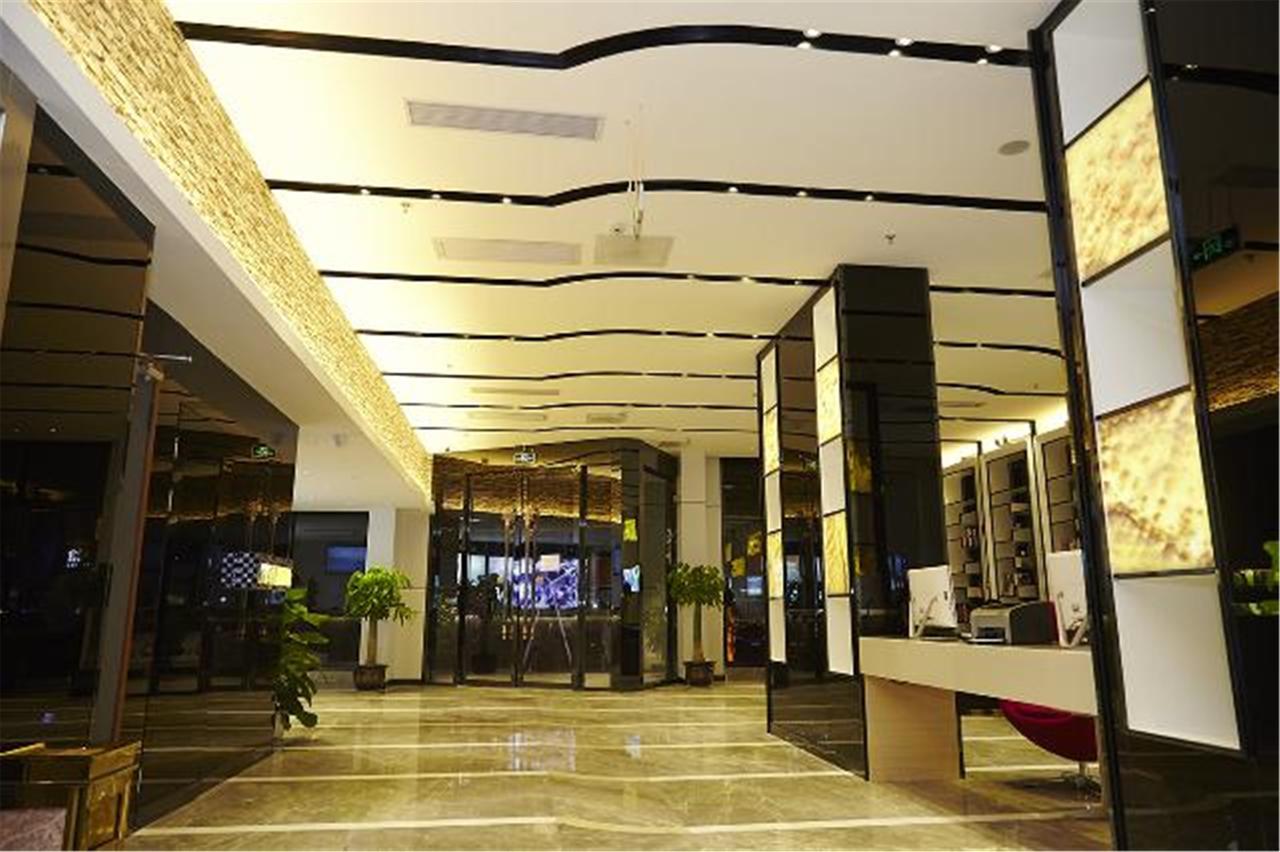 Lavande Hotel Baogang Avenue Guangbai Xinyi Branch Guangzhou Exteriör bild