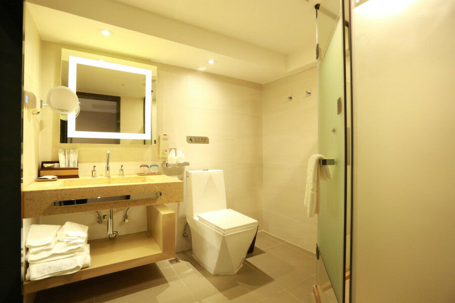 Lavande Hotel Baogang Avenue Guangbai Xinyi Branch Guangzhou Exteriör bild